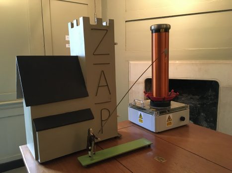 Mini Tesla coil